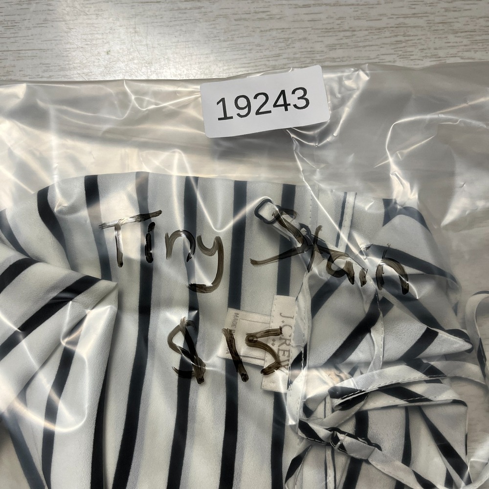 J.Crew Tank Top Women 6 Black White Horizontal Striped Racerback Spaghetti Strap - Picture 9 of 9